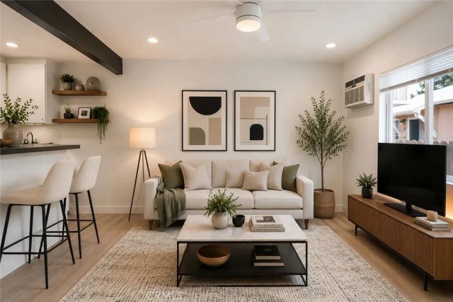 3106 W Victory B, Burbank, CA 91505