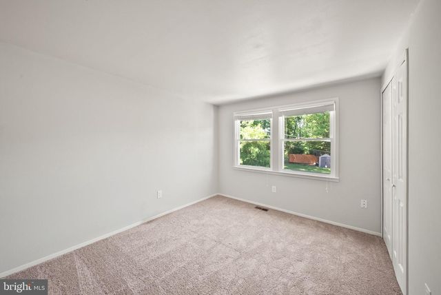 4200 MARBLE LN, Fairfax, VA 22033
