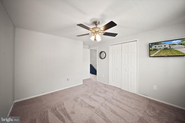 4200 MARBLE LN, Fairfax, VA 22033