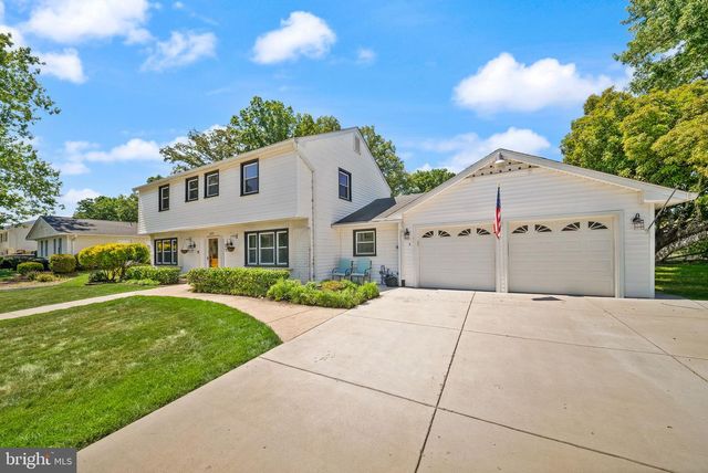 4200 MARBLE LN, Fairfax, VA 22033