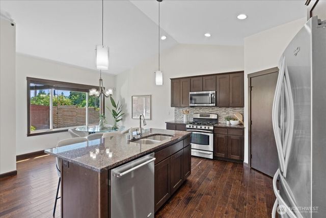 7523 Broadway, Everett, WA 98203