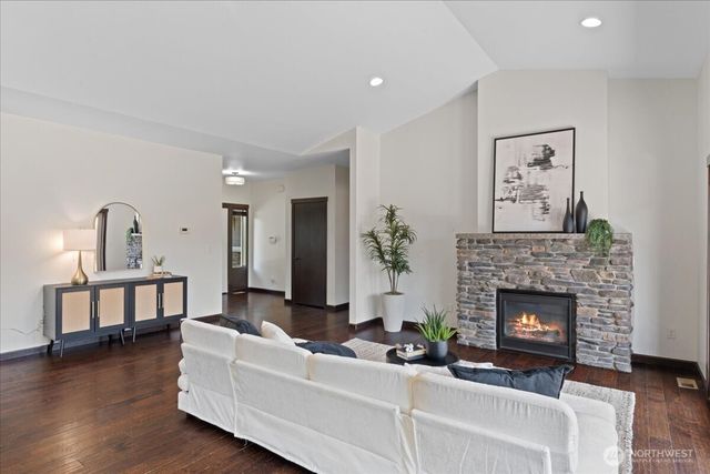 7523 Broadway, Everett, WA 98203