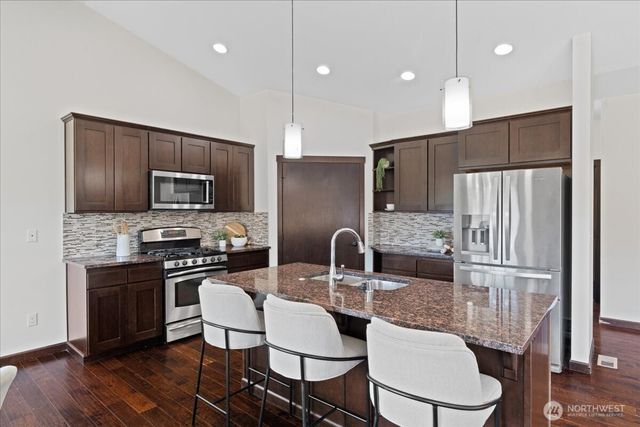 7523 Broadway, Everett, WA 98203