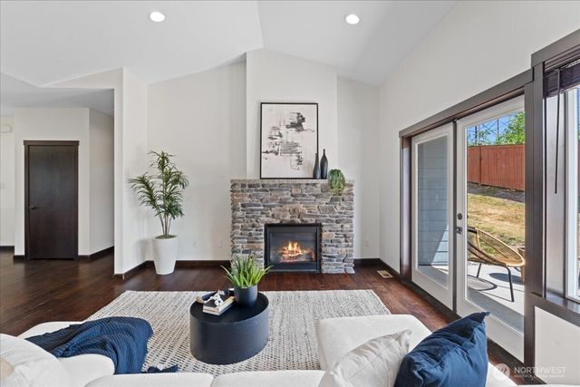 7523 Broadway, Everett, WA 98203