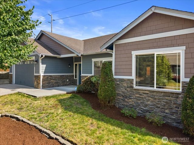 7523 Broadway, Everett, WA 98203