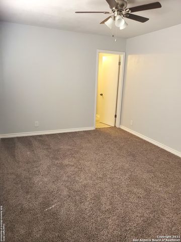 6522 HIDDEN BLF, San Antonio, TX 78218