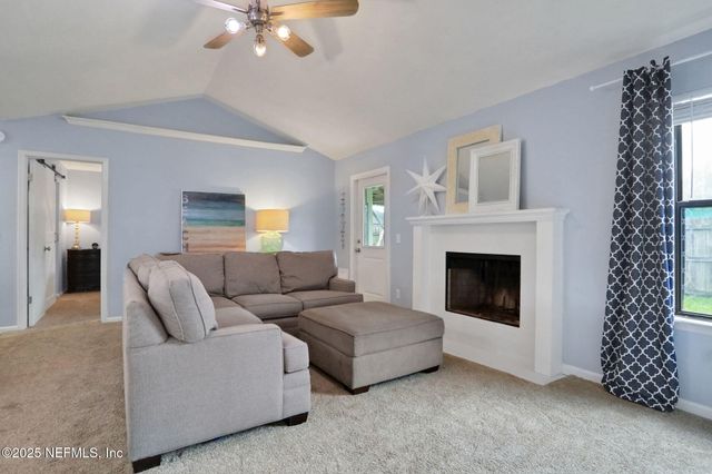 7961 EVENING FLOWER Lane, Jacksonville, FL 32244