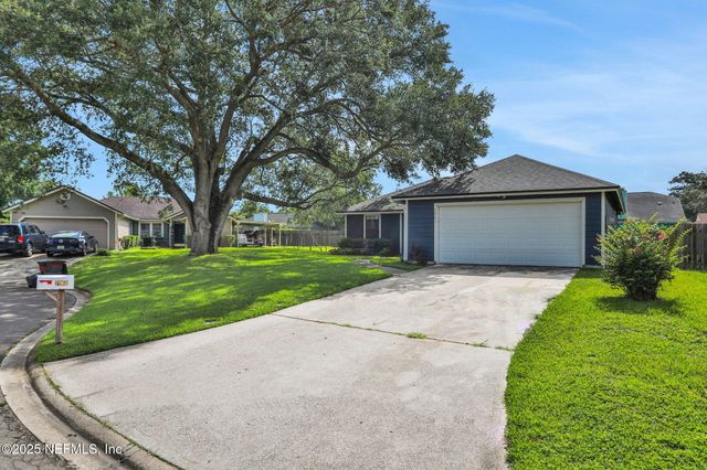 7961 EVENING FLOWER Lane, Jacksonville, FL 32244