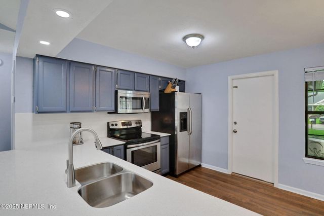 7961 EVENING FLOWER Lane, Jacksonville, FL 32244