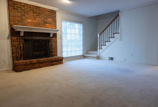 3060 EDGEWORTH LN, Memphis, TN 38119