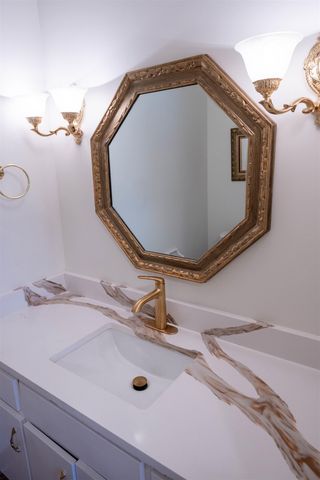 3060 EDGEWORTH LN, Memphis, TN 38119