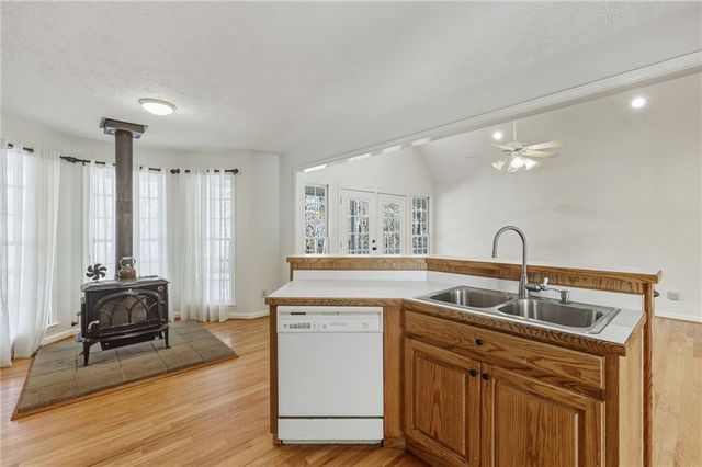 1202 Oak Grove Road, Dahlonega, GA 30533