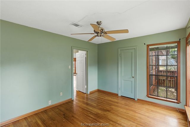 806 Enfield Street, Bryan, TX 77802