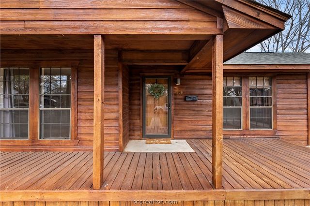 806 Enfield Street, Bryan, TX 77802