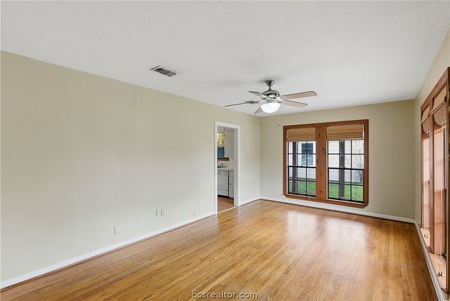 806 Enfield Street, Bryan, TX 77802