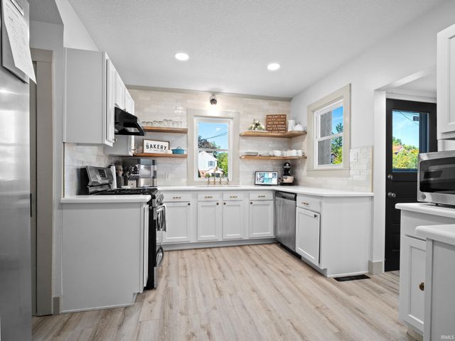 1719 Vermont Avenue, Fort Wayne, IN 46805