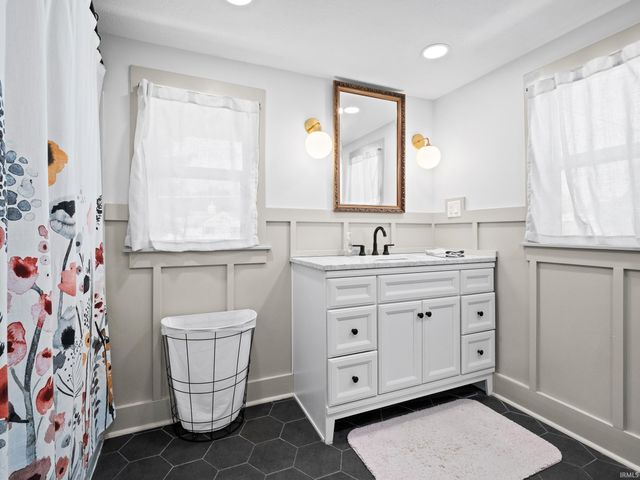 1719 Vermont Avenue, Fort Wayne, IN 46805