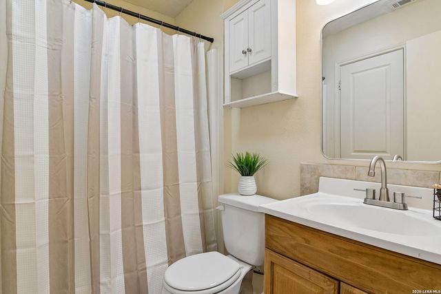 7267 Hardesty, San Antonio, TX 78250