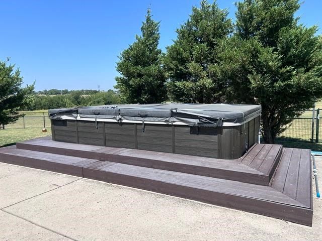 195 Whitworth Road, Whitewright, TX 75491