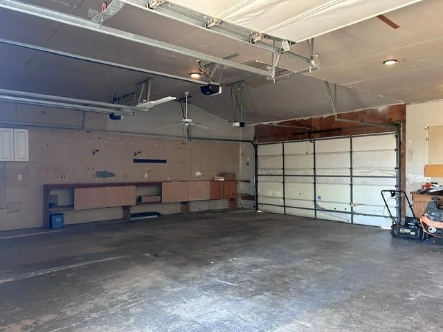 195 Whitworth Road, Whitewright, TX 75491