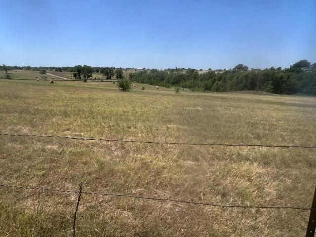 195 Whitworth Road, Whitewright, TX 75491