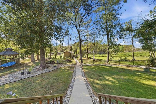 95 N Dogwood Drive, Mayflower, AR 72106