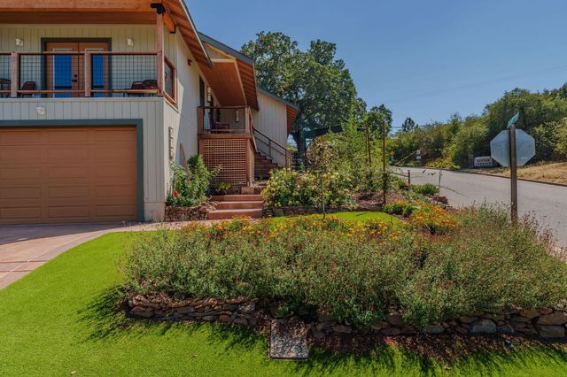 30 Bryson Dr, Sutter Creek, CA 95685
