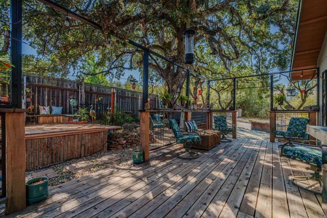 30 Bryson Dr, Sutter Creek, CA 95685