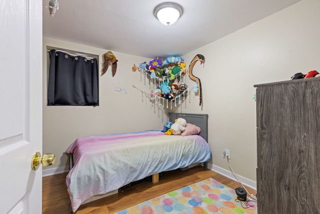 3123 W Eastwood Avenue, Chicago, IL 60625