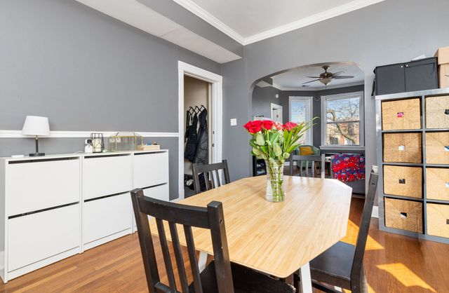 3123 W Eastwood Avenue, Chicago, IL 60625