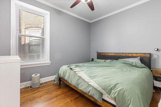 3123 W Eastwood Avenue, Chicago, IL 60625