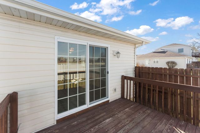 191 Mallard Pointe Drive, Valparaiso, IN 46385