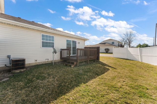 191 Mallard Pointe Drive, Valparaiso, IN 46385