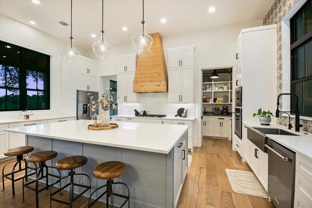 11 Peace Pipe, Wimberley, TX 78676