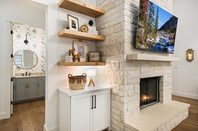 11 Peace Pipe, Wimberley, TX 78676