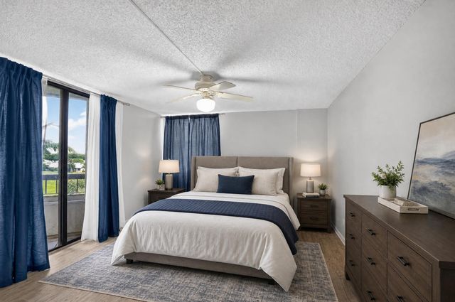 6463 La Costa Drive 402, Boca Raton, FL 33433