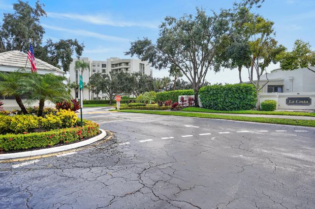 6463 La Costa Drive 402, Boca Raton, FL 33433