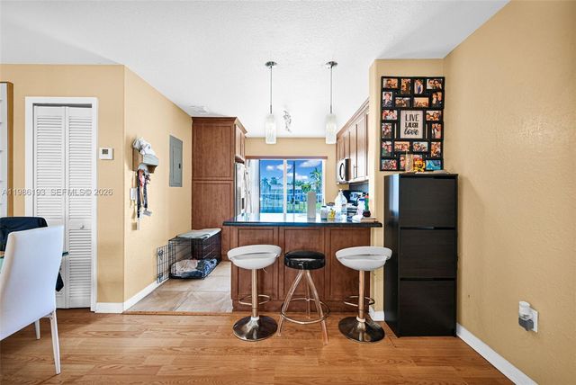 5755 NW 109th Ave 21, Doral, FL 33178