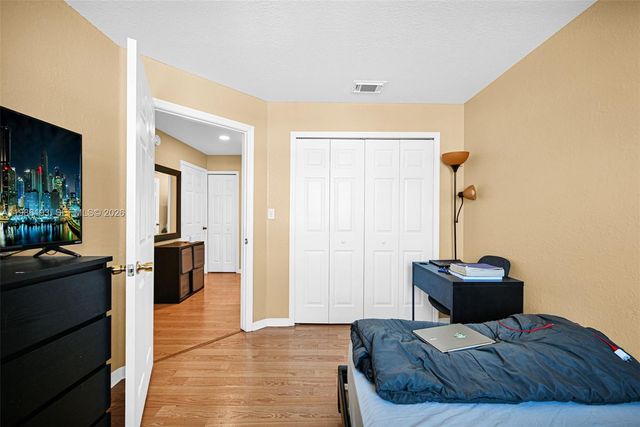 5755 NW 109th Ave 21, Doral, FL 33178