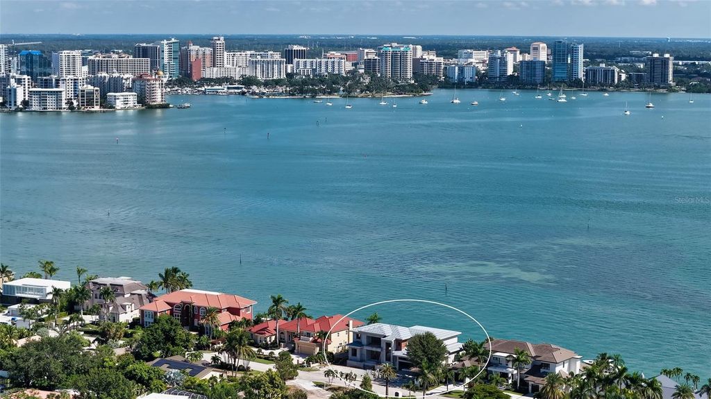 247 ROBIN DRIVE, Sarasota, FL 34236