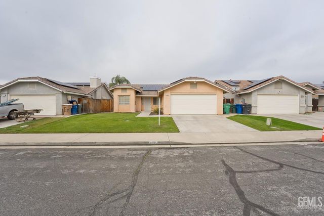 3105 SILVER SPUR WAY, Bakersfield, CA 93312