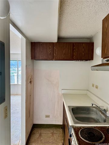 2525 Date Street 2503, Honolulu, HI 96826