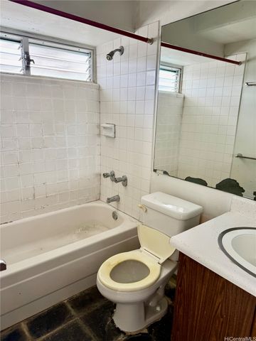 2525 Date Street 2503, Honolulu, HI 96826