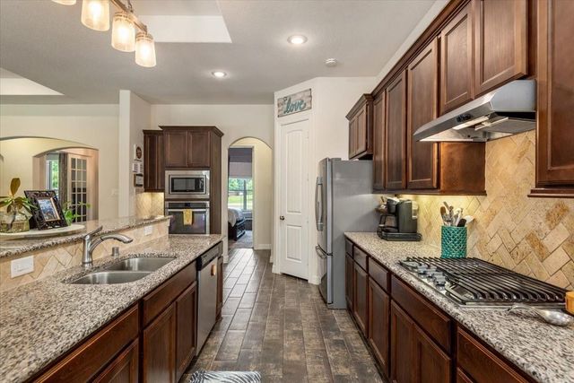 28503 Redwood Cliff Lane, Houston, TX 77336