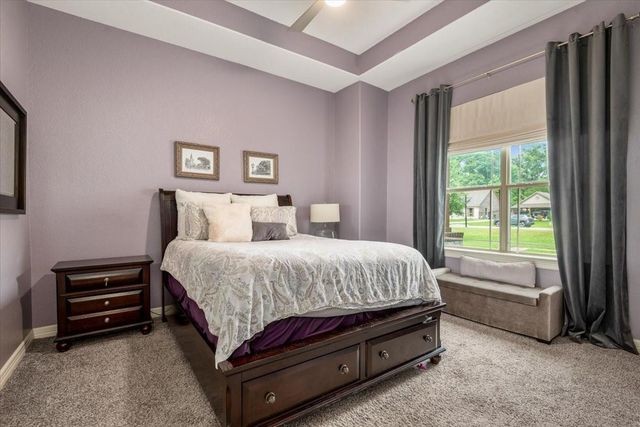 28503 Redwood Cliff Lane, Houston, TX 77336