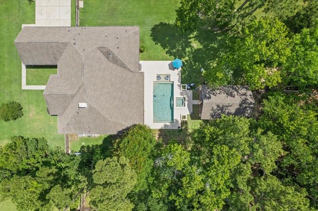28503 Redwood Cliff Lane, Houston, TX 77336
