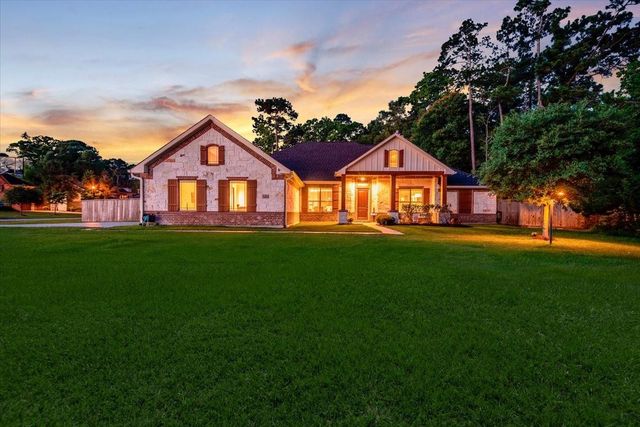 28503 Redwood Cliff Lane, Houston, TX 77336