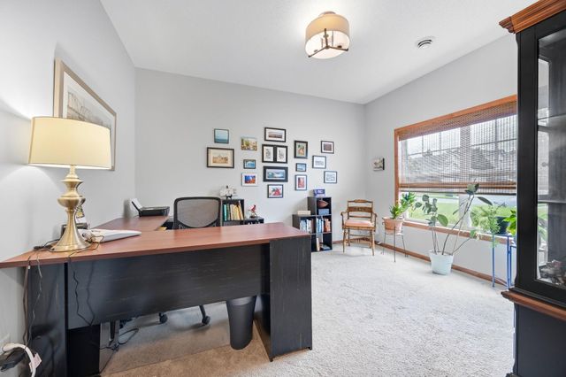 5120 Parker Circle, Robbinsdale, MN 55422