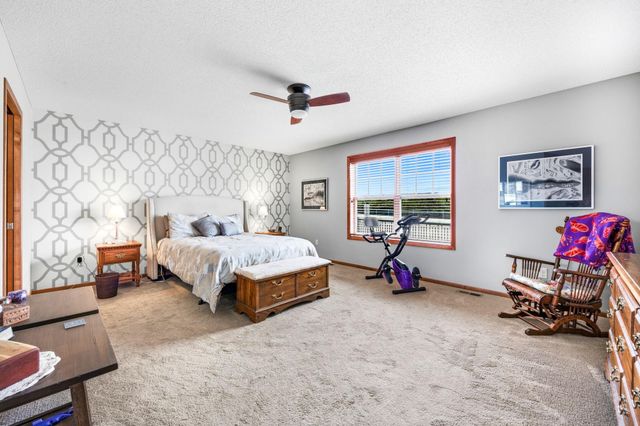 5120 Parker Circle, Robbinsdale, MN 55422