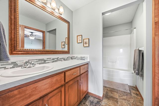 5120 Parker Circle, Robbinsdale, MN 55422